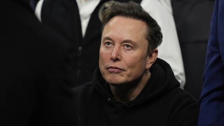Tesla chair says Elon Musk may leave without $1 trillion pay plan