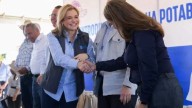 Supervisa Maru Campos avances en la red de agua potable en ejido El Sauzal