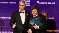 Javier Milei: “Si no podemos salir al mercado, haremos los pagos de deuda de 2026 con el swap”