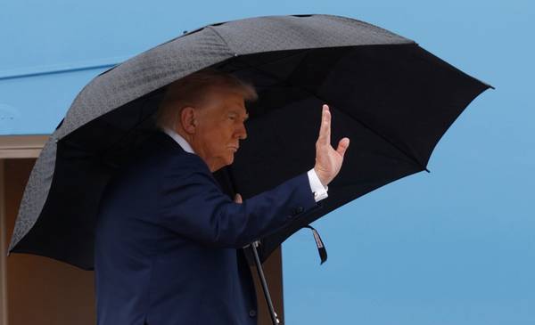 Donald Trump partió a Medio Oriente por el alto el fuego en Gaza: "La guerra ha terminado"
