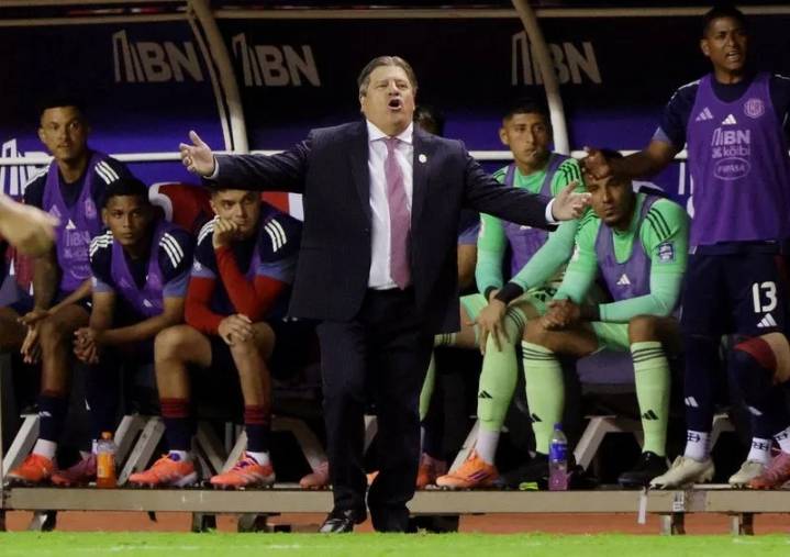 ¡Costa Rica entra en plena pelea por ir al Mundial! Aplasta a Nicaragua