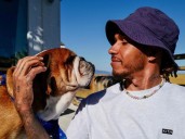Lewis Hamilton habló por primera vez de la muerte de Roscoe: “El duelo es el último acto de amor”