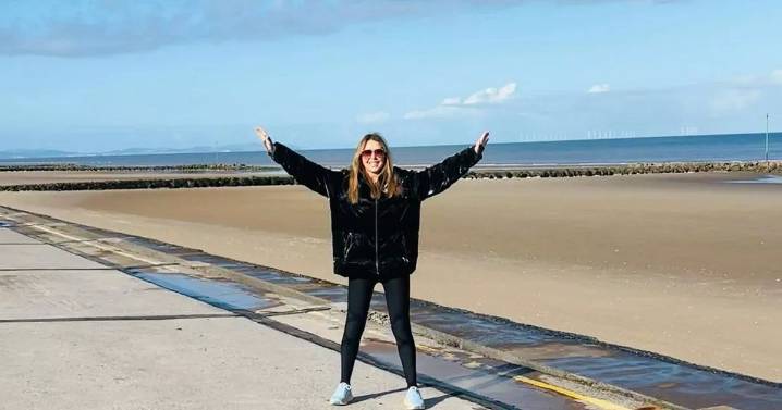 Carol Vorderman makes 'burnout' admission as she's left 'lying on the floor crying'