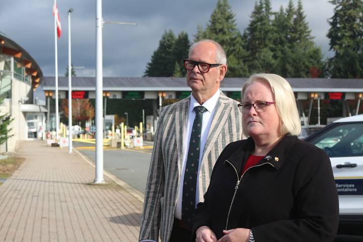 1,000 new Canadian border guards announced at B.C. event