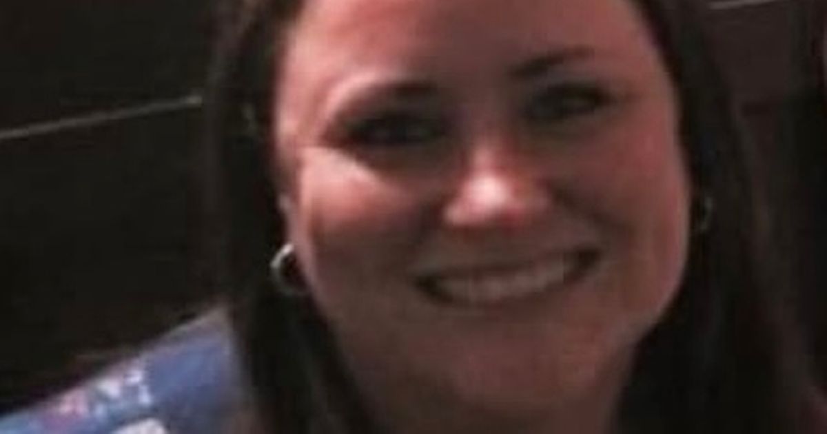Mum signed off work after hitting 20stone loses 6stone in months