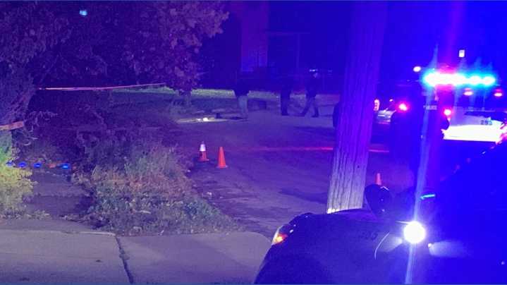 Juvenile shot in north Toledo; no suspects in custody