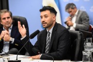 El Gobierno anunció que en diciembre enviará al Congreso los proyectos de ley "Bases 2" y "Hojarasca 2"