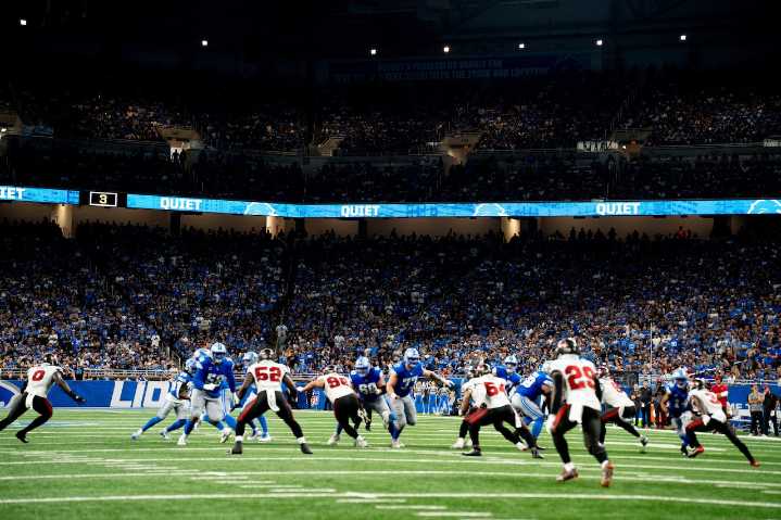 3 burning questions: How will Lions handle the blitz and short