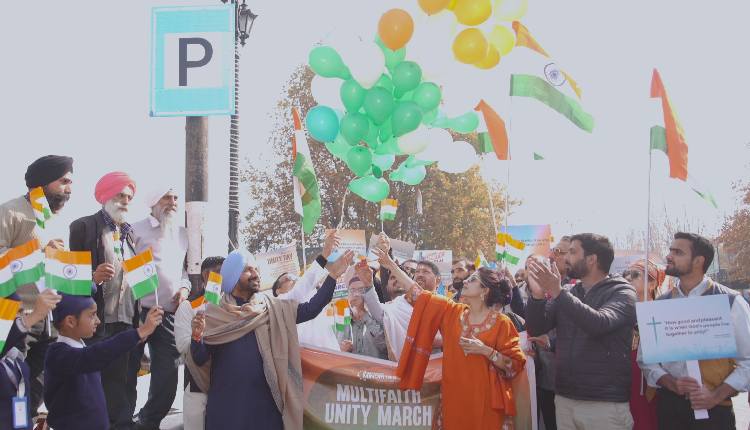 Indian Minorities Federation Holds Multi-Faith Prayers, First-Of-Its-Kind ‘Unity Walk’ Organised At Dal Lake