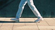 One Factor in Walking Improves Your Heart Health More Than Your Step Count