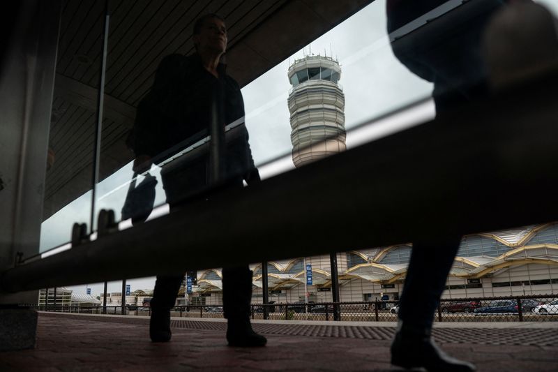 FAA says controller shortage will halt landings Thursday at Orlando airport
