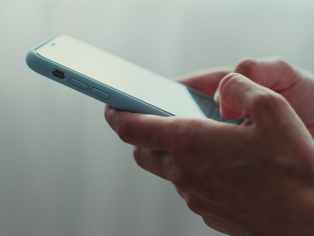 Chile avanza en pagos digitales con cerca de un 50% de adopción del pago con móvil en los comercios