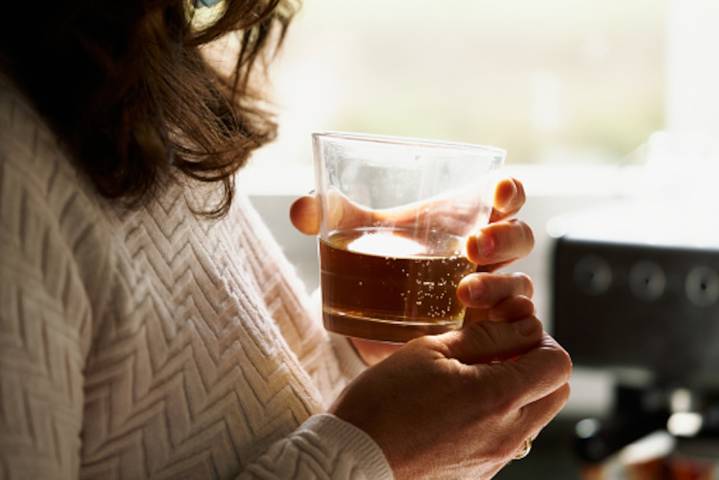 Miss Manners: I no longer drink, but everyone still invites me to drink with them