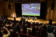Simone Biles aborda salud mental y equidad de género en charla en Buenos Aires