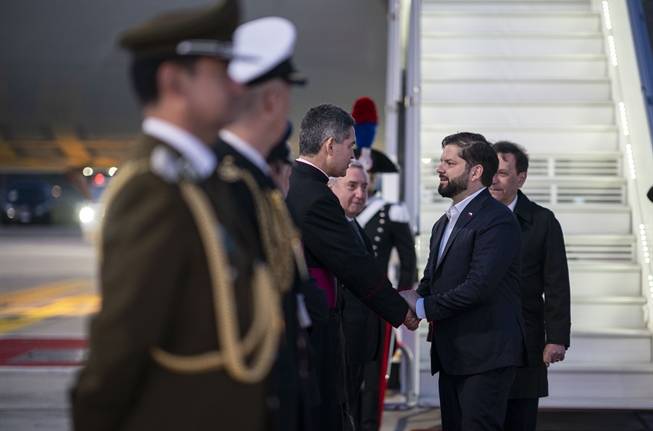 Enade 2025: Presidente Boric pide apoyar a los Cóndores en su gira internacional
