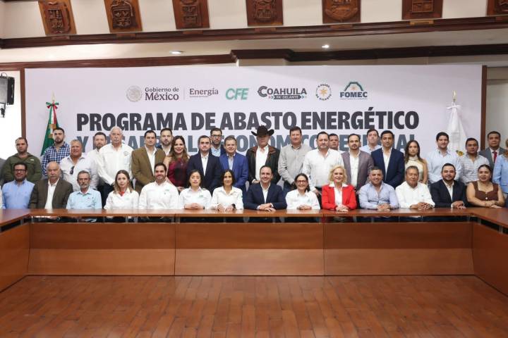 Unidos Gobierno y productores de carbón impulsaremos la economía y el empleo en la región: Manolo
