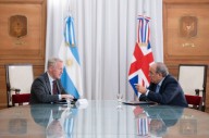 Revelan reuniones militares secretas con Inglaterra y denuncian un giro crítico en el reclamo por Malvinas