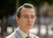 Por defender a inmigrantes ni los abogados se salvan del régimen