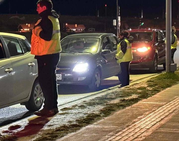 Ushuaia intensifica los controles viales: dos vehículos incautados en operativo nocturno