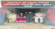 Bangladeshi woman, Indian tout held at Agartala railway station
