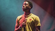 Fans swarm NBA YoungBoy walking on Bourbon Street after New Orleans concert