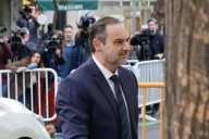 Ábalos afronta en el Supremo "a pecho descubierto" el interrogatorio por el dinero en metálico del PSOE y con temor de acabar en prisión