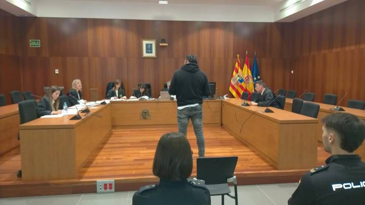 Juzgado por violar a su excompañera de piso en Zaragoza: “Se me echó encima y me arrancó el vestido"