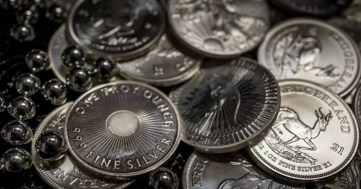 3 silver investing moves beginners should make this October