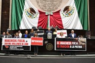 Diputados del PAN acusan a Sheinbaum en INE por “disfrazar informe en propaganda”