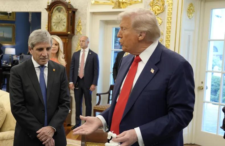 Caputo: el mercado hizo una “interpretación errónea” sobre los dichos de Trump y el apoyo a Argentina