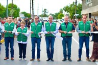 Manolo Jiménez y Román Cepeda entregan obras de pavimentación en Torreón