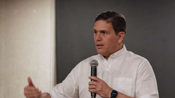 Juan Carlos Pinzón oficializará su aspiración presidencial con aval de Verde Oxígeno: 'Colombia merece un gobierno a la altura de su pueblo'