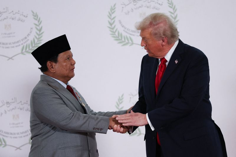 Indonesian president asks Trump for meeting with son Eric in 'hot mic' moment