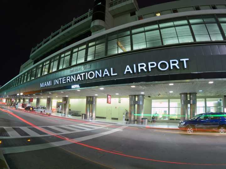 En el aeropuerto de Miami ahora se podrá dormir: cuánto cuesta y cómo reservar