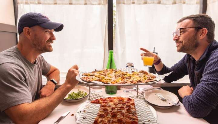 Tavern-style pizza thrives on Chicago’s Grand Avenue