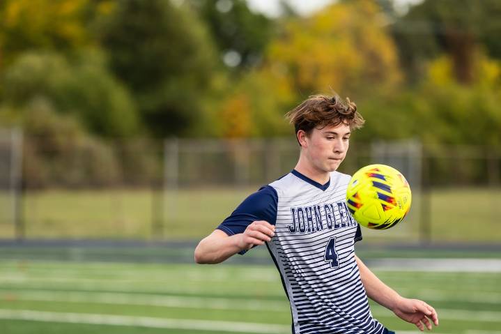 Saluting fall sports standouts with Bay City Athlete of the Week for Oct. 8