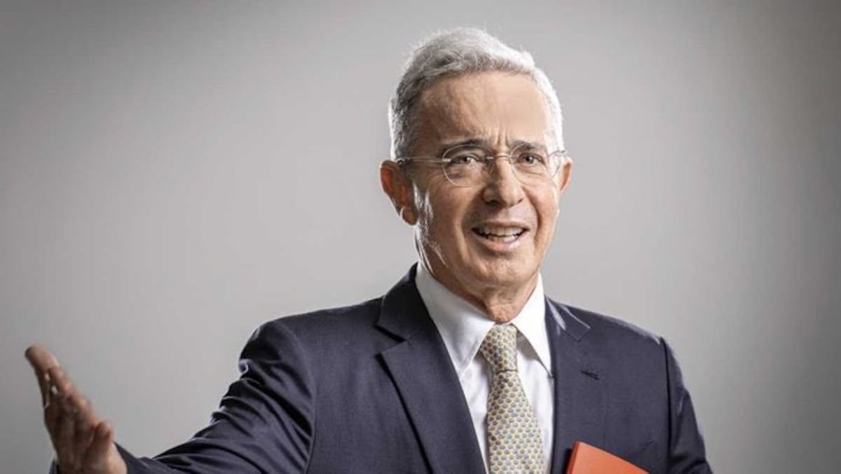 Tribunal de Bogotá absuelve al ex-presidente Uribe por el delito de soborno