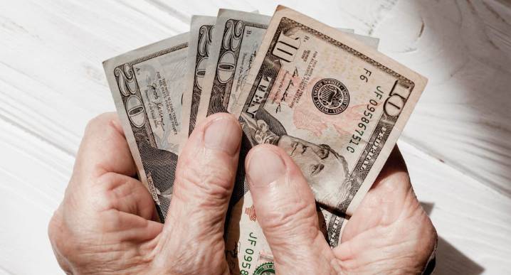 El Seguro Social de Estados Unidos pagará a un grupo de beneficiarios este viernes 31 de octubre