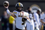 Missouri QB Beau Pribula carted off field with left ankle injury against No. 10 Vanderbilt