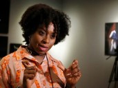 Chimamanda Ngozi hurga en la vida interior de las mujeres