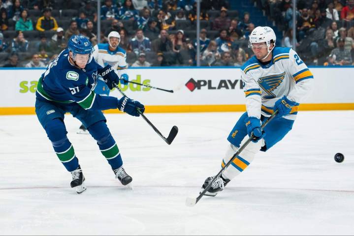 As Blues plan to make Logan Mailloux a healthy scratch, Chris Pronger preaches patience