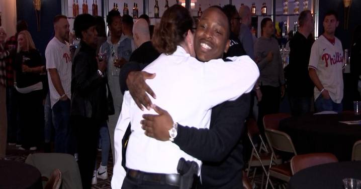 Northeast Philadelphia community gathers for fundraiser to support officer shot in line of duty