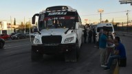 Choca camión urbano en la Tecnológico