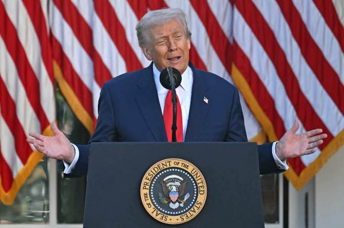 Presidente Trump anuncia seis muertos en nuevo ataque contra lancha frente a Venezuela