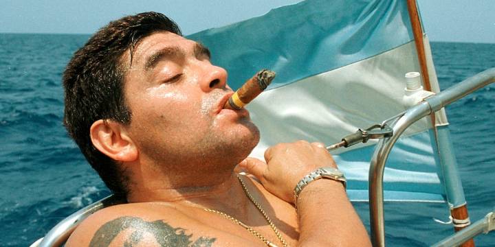 Los amores de Diego Maradona: las madres de sus hijos, los romances apasionados y las historias que nunca salieron a la luz