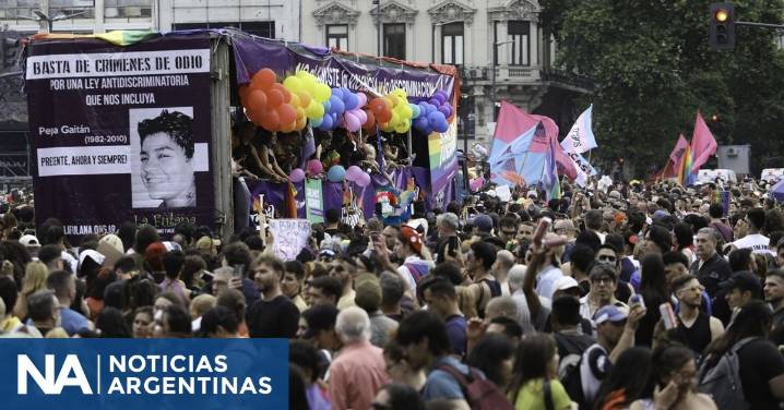 Marcha del orgullo LGBTIQ+ 2025: “Reparación histórica para personas travestis y trans adultas mayores”