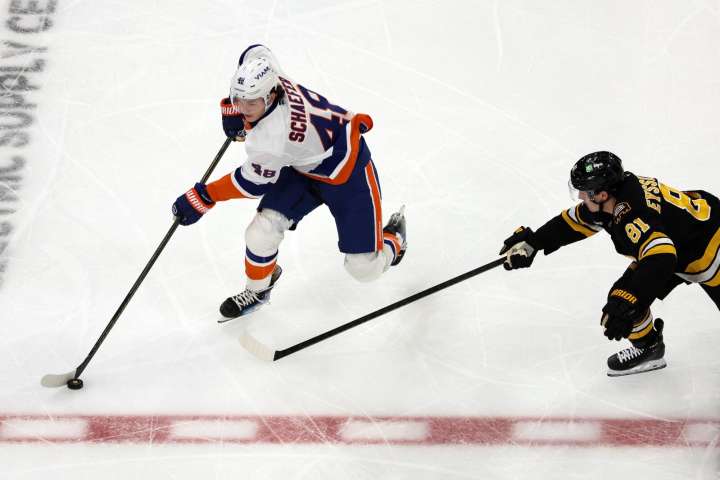 Bruins sink Islanders with second-period explosion - The Rink Live | Coverage of youth, junior, high school and college hockey