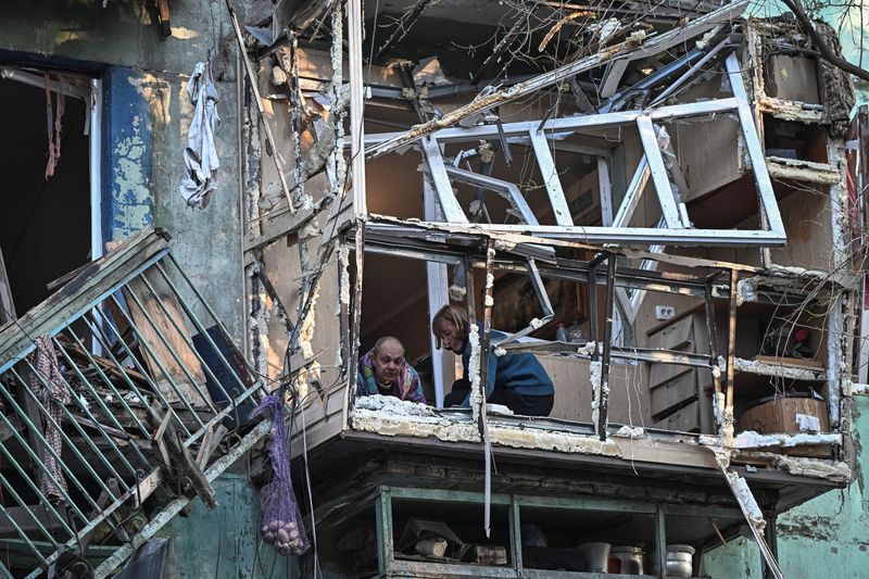 Ukraine says Russian overnight strikes kill six; Putin