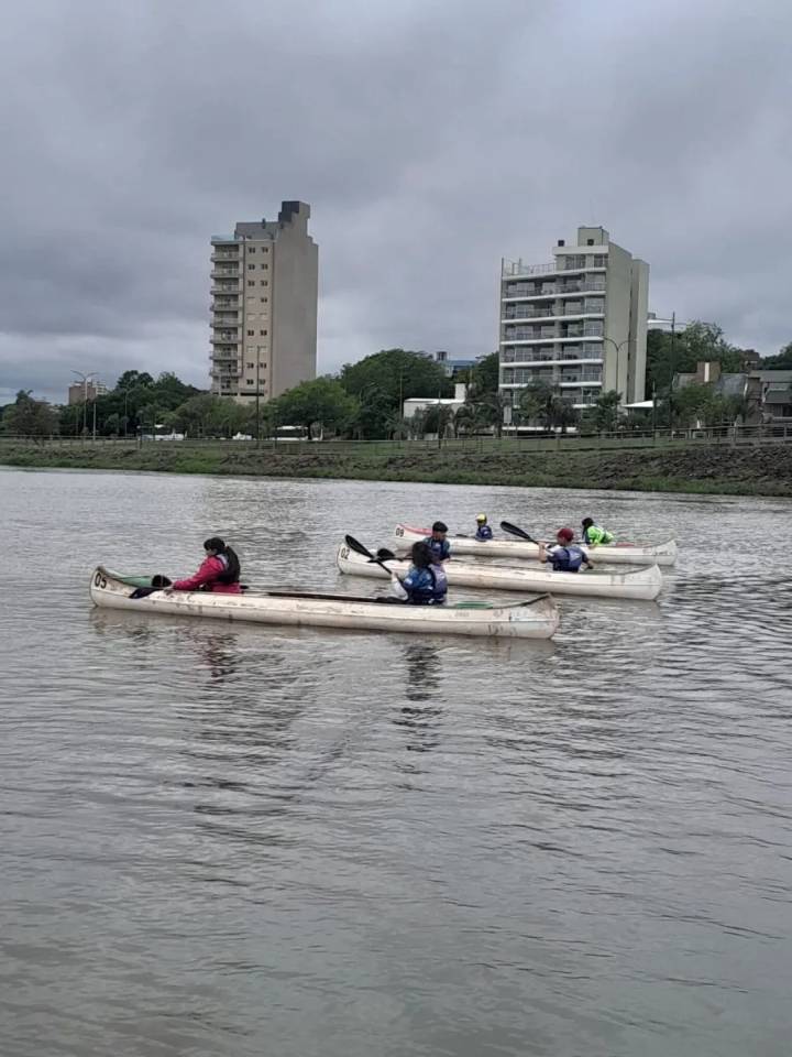 Escuelas tuvieron su Encuentro Escolar de Canotaje 2025
