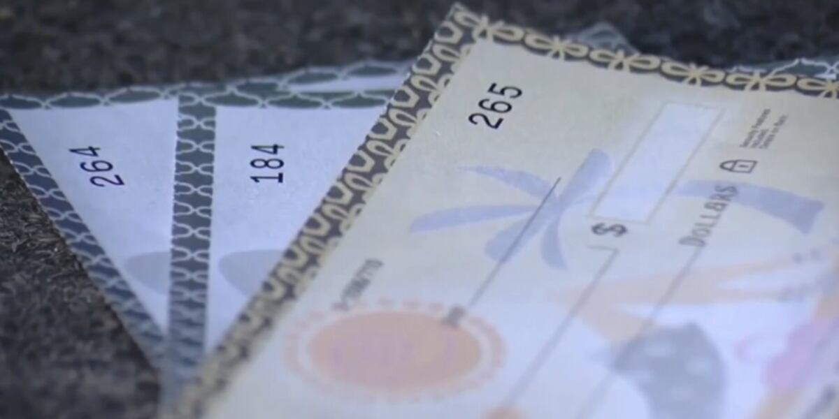 ‘Avoid a physical check’ | Experts speak out as Knoxville man charged in mail theft